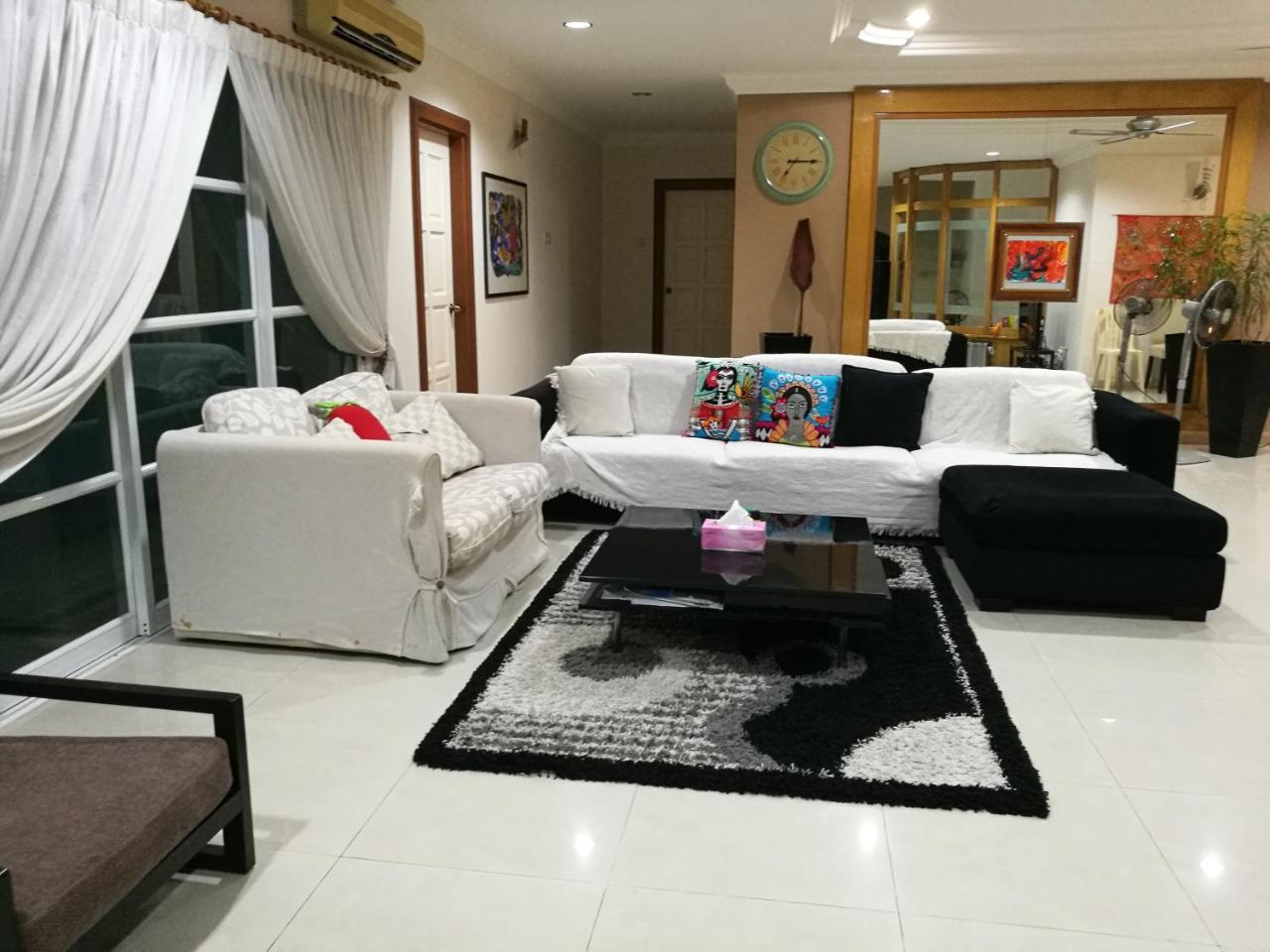 Guesthouse Dragon Place تايبينغ المظهر الخارجي الصورة